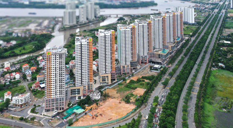 Vì sao thị trường bất động sản cần “tiếp sức”? - Ảnh 2. Vì sao thị trường bất động sản cần “tiếp sức”? - Ảnh 2.